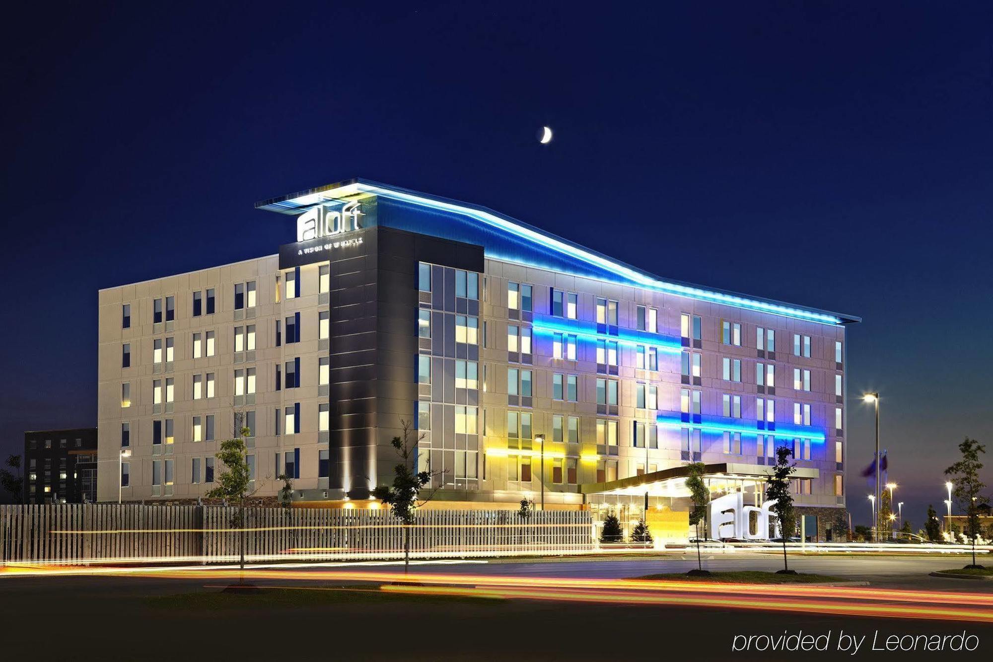 Aloft Vaughan Mills Exterior photo