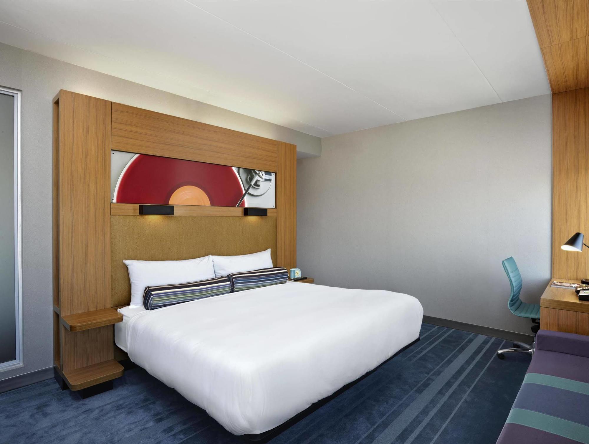 Aloft Vaughan Mills Exterior photo
