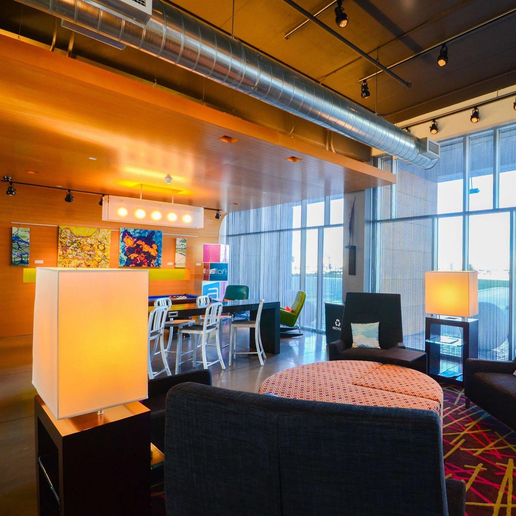 Aloft Vaughan Mills Exterior photo